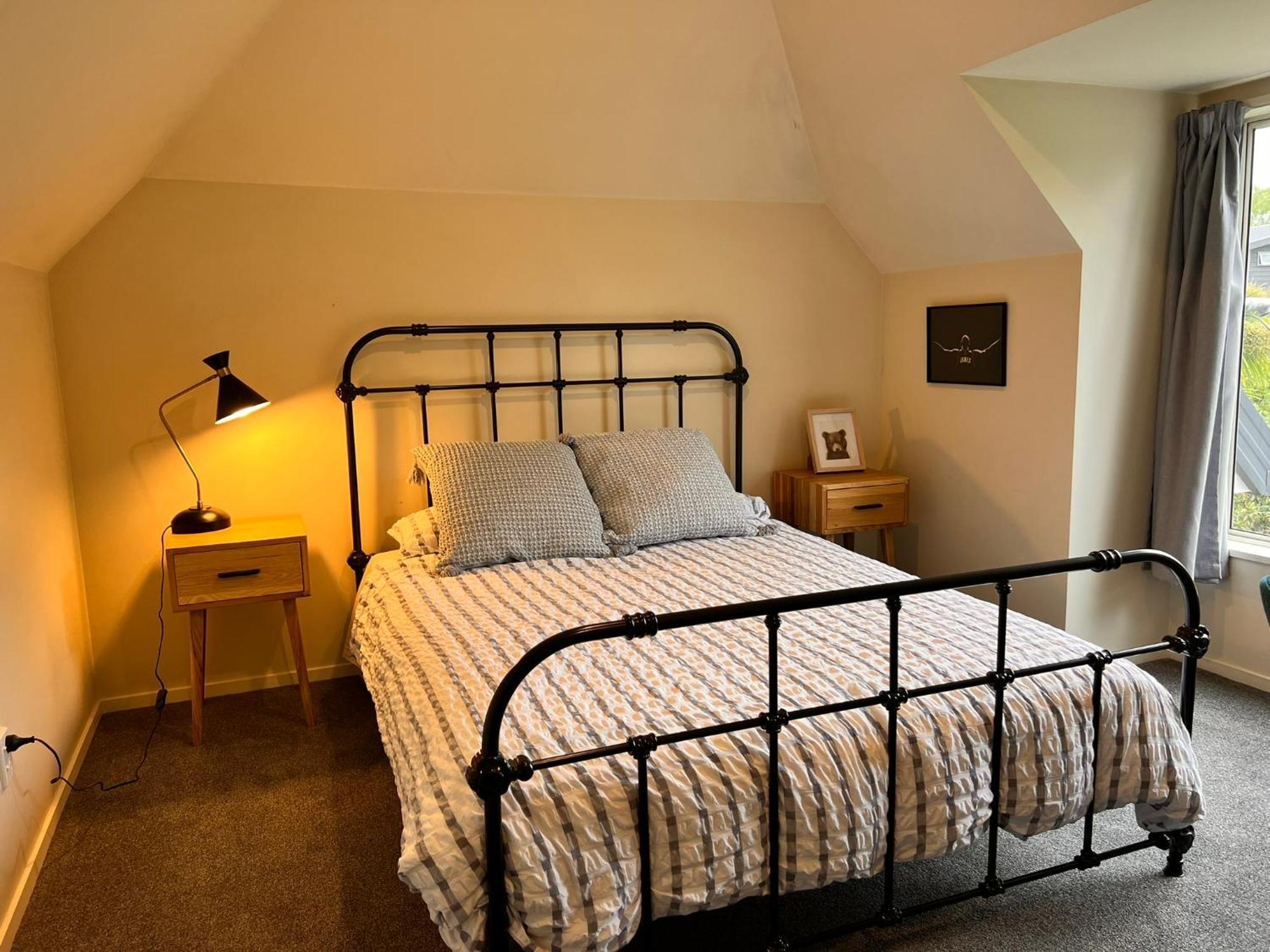 Waimairi Road - Homes Holiday home Christchurch
