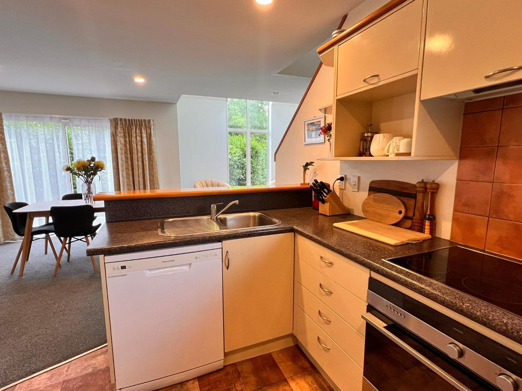Waimairi Road - Homes