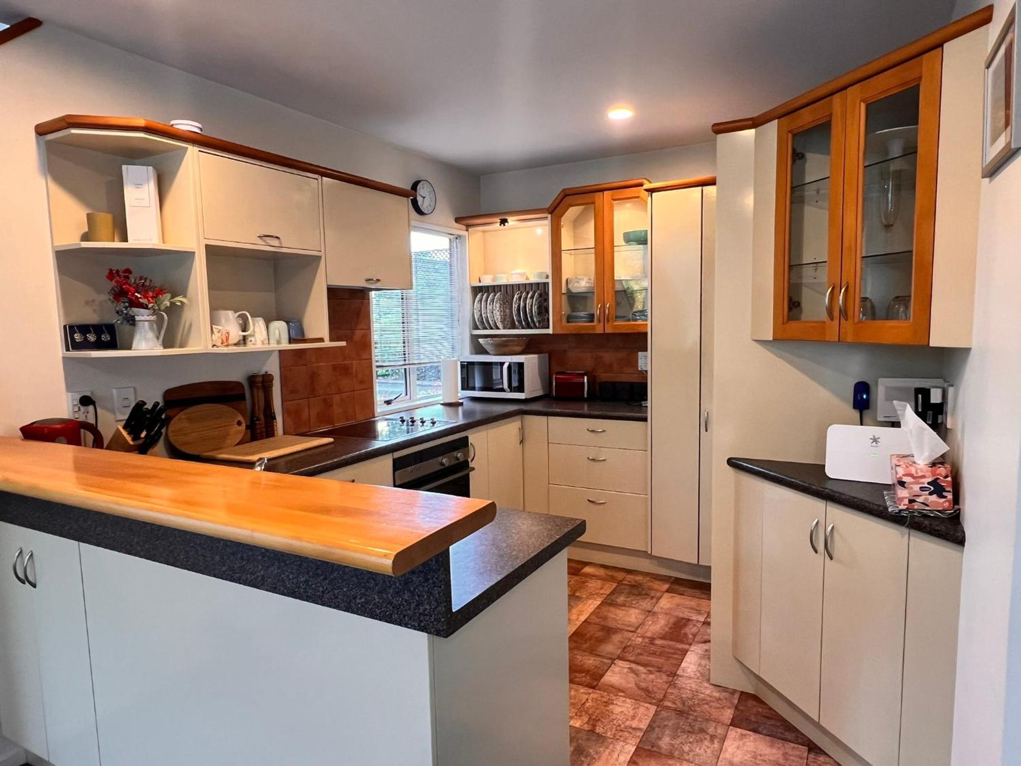 Waimairi Road - Homes Holiday home Christchurch