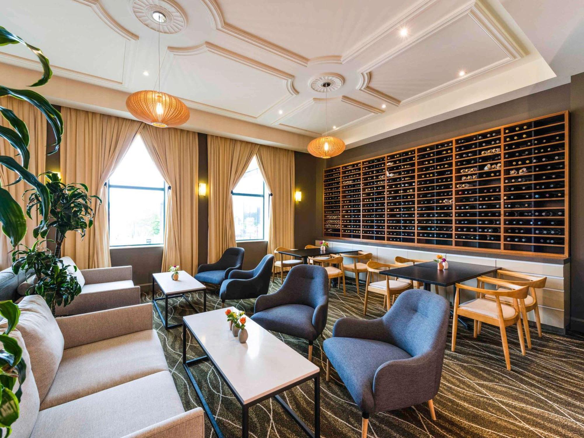 Hotel Novotel Cathedral Square 4*