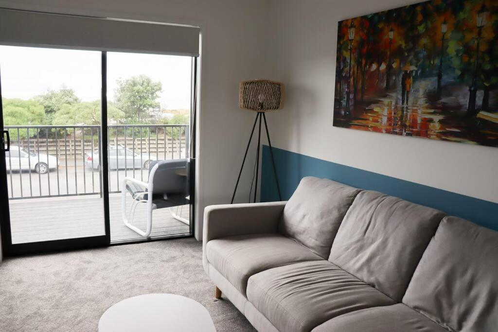 Apartment Seaviews On Marine Parade