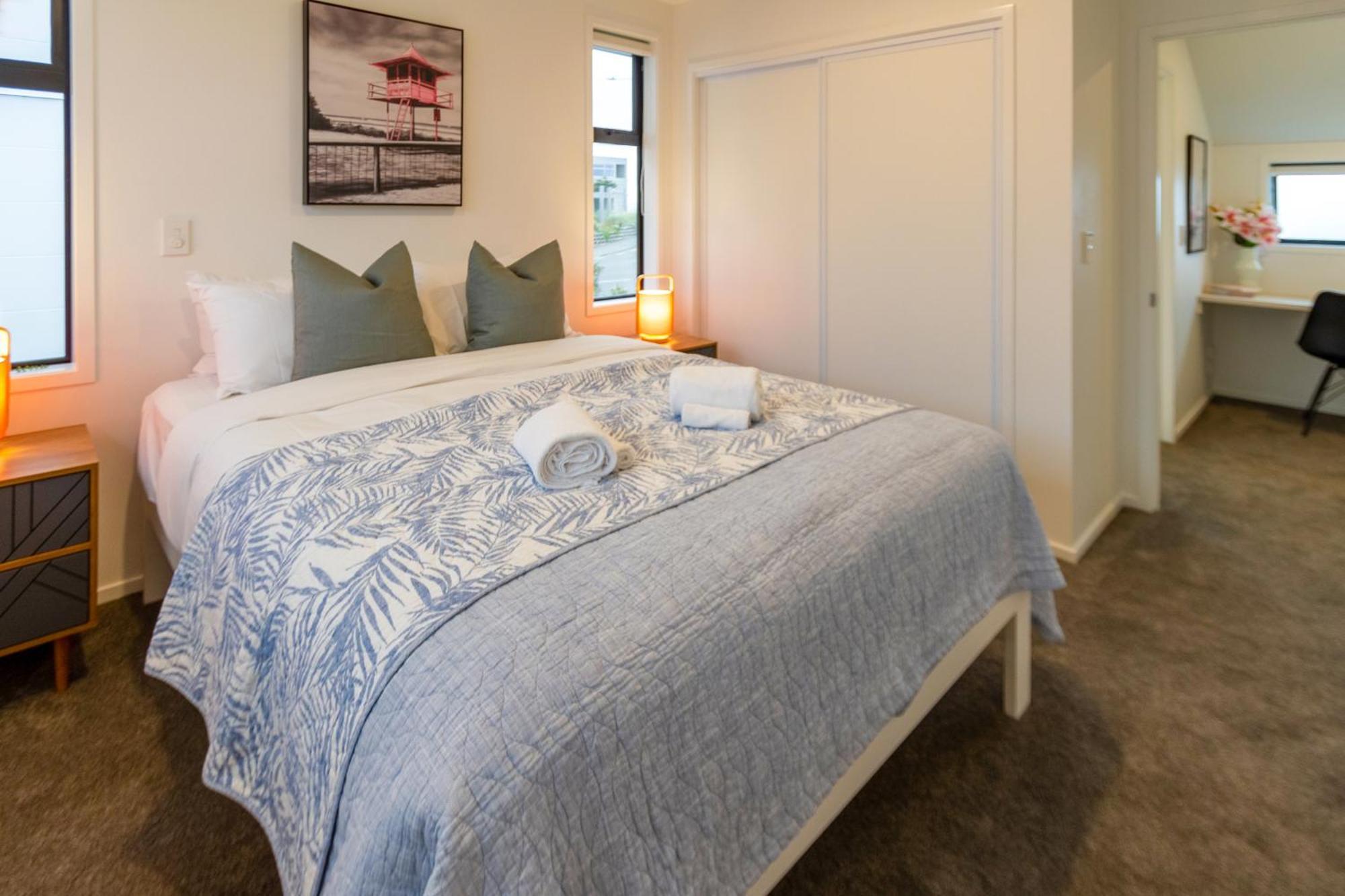 Apartment Sunsoaked Seaside 1 Bedroom 1 Bath Christchurch