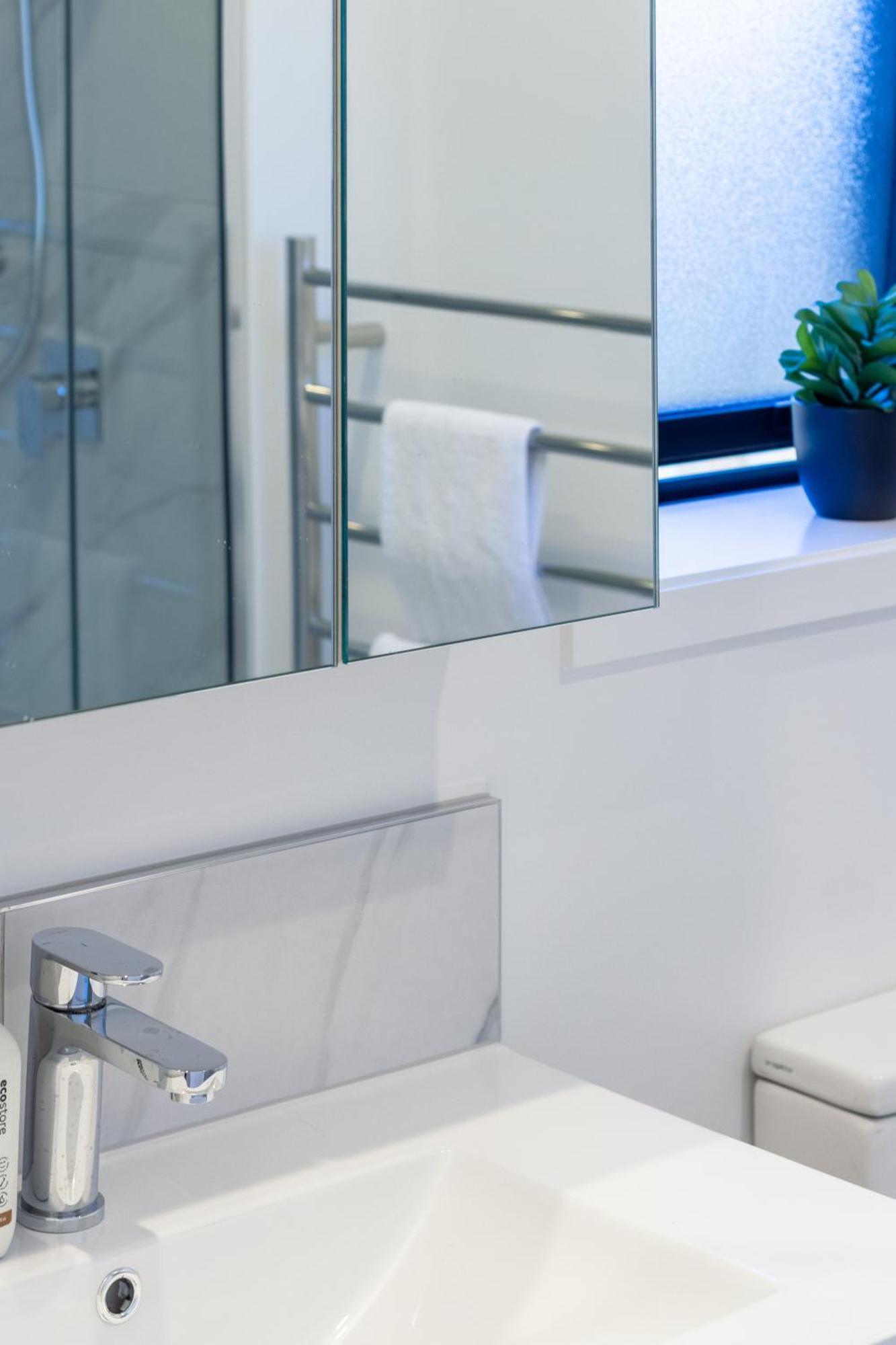 Apartment Cityscape Studio: Explore Wilmer Living *