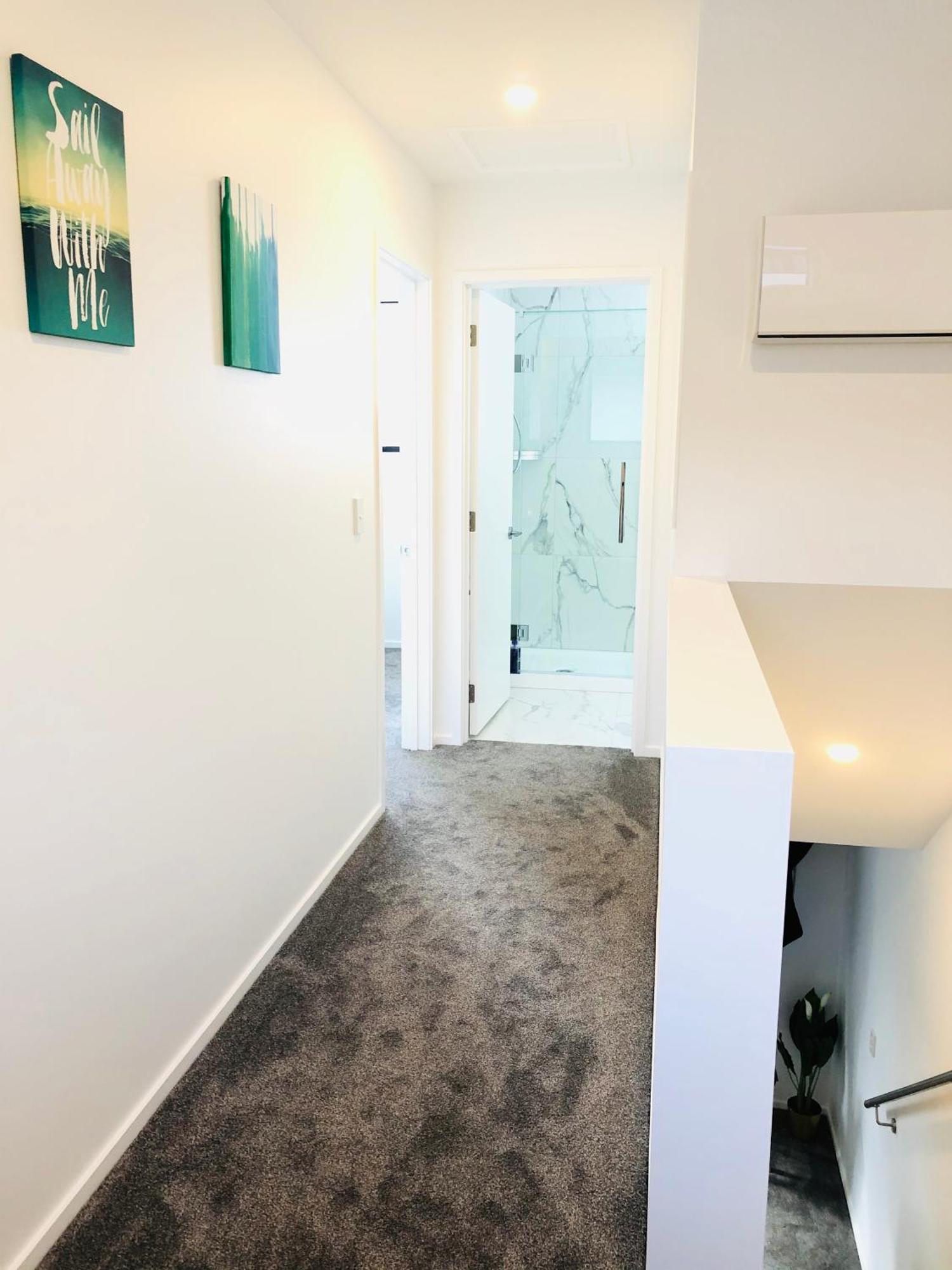Arena,railway Station Townhouse With Free Car Park Apartment *