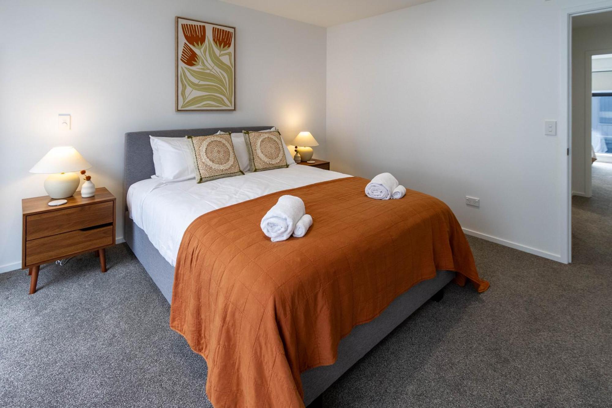 Urban Utopia 2 Bedroom Retreat Apartment *