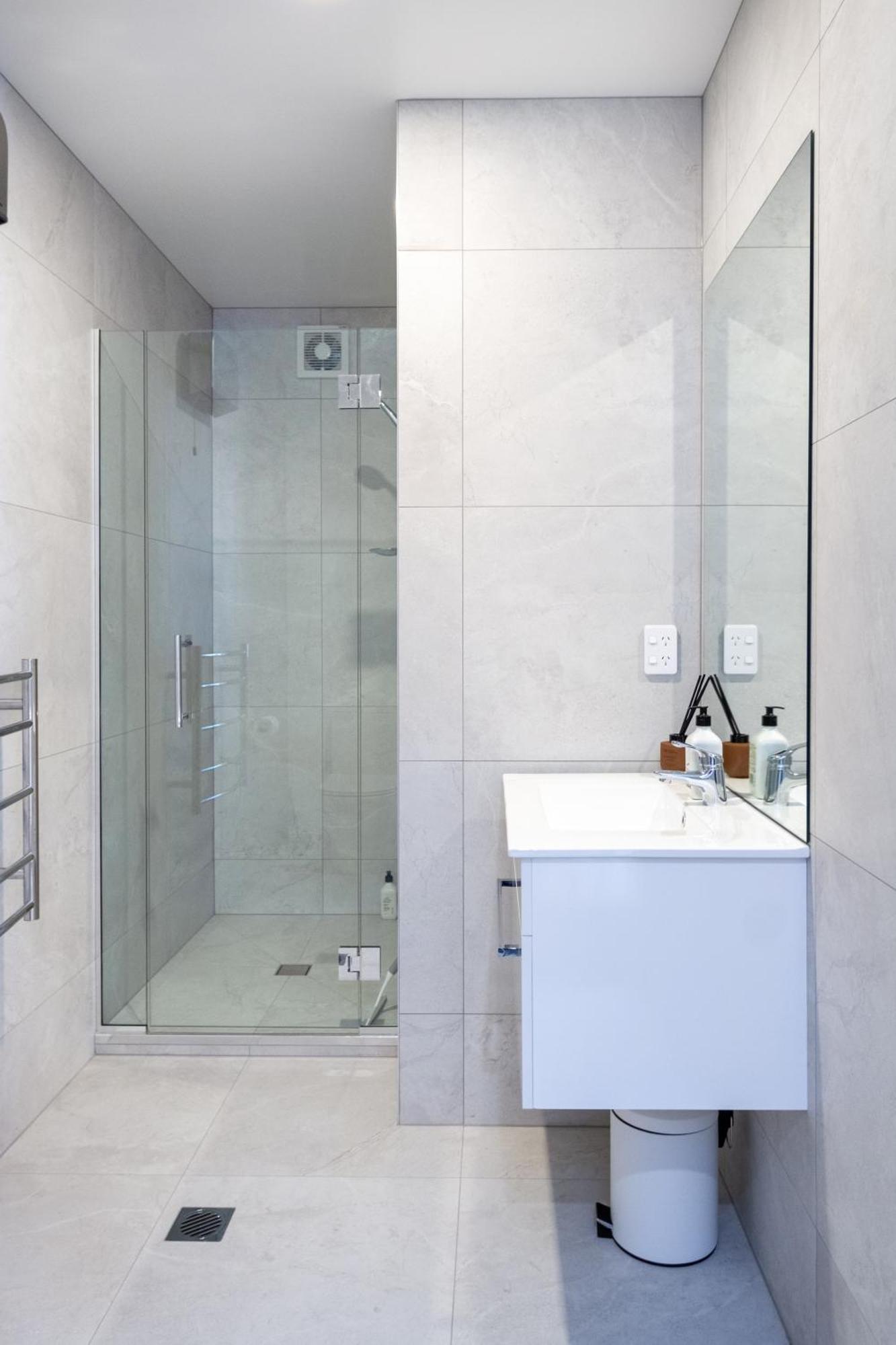 Relax In Designer Luxury At Townhouse *