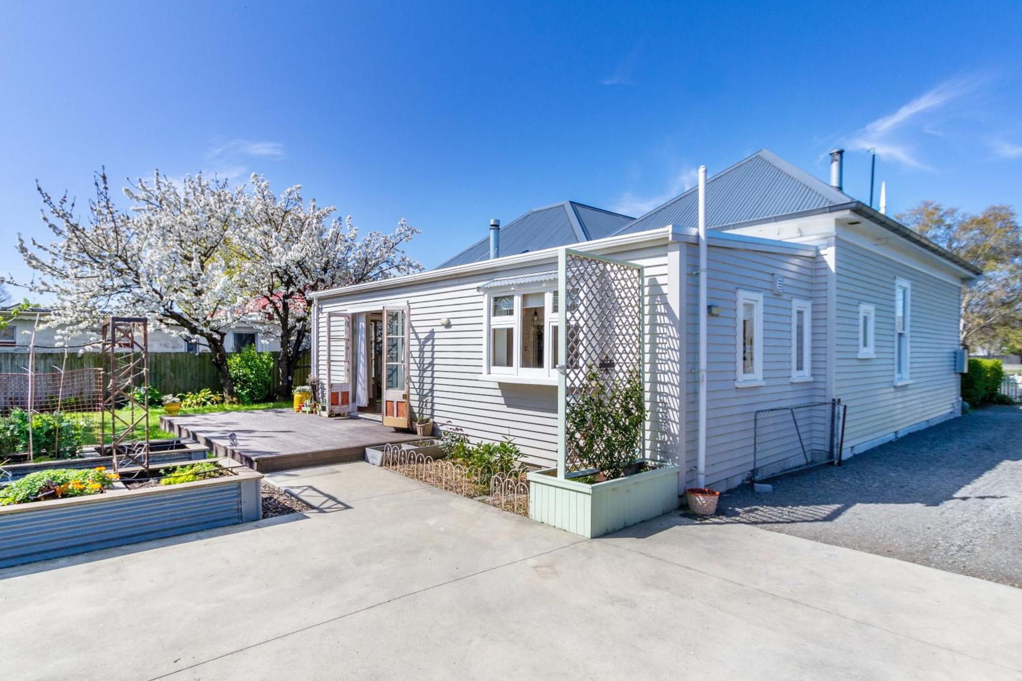 Charming 3-bedroom Retreat Villa Christchurch