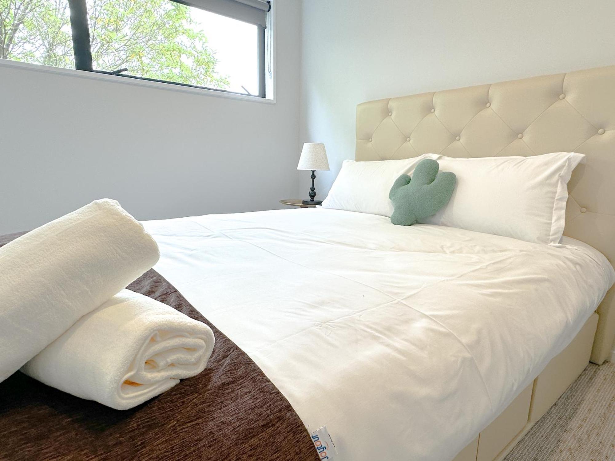 Graceful 3br Beside Uc Christchurch
