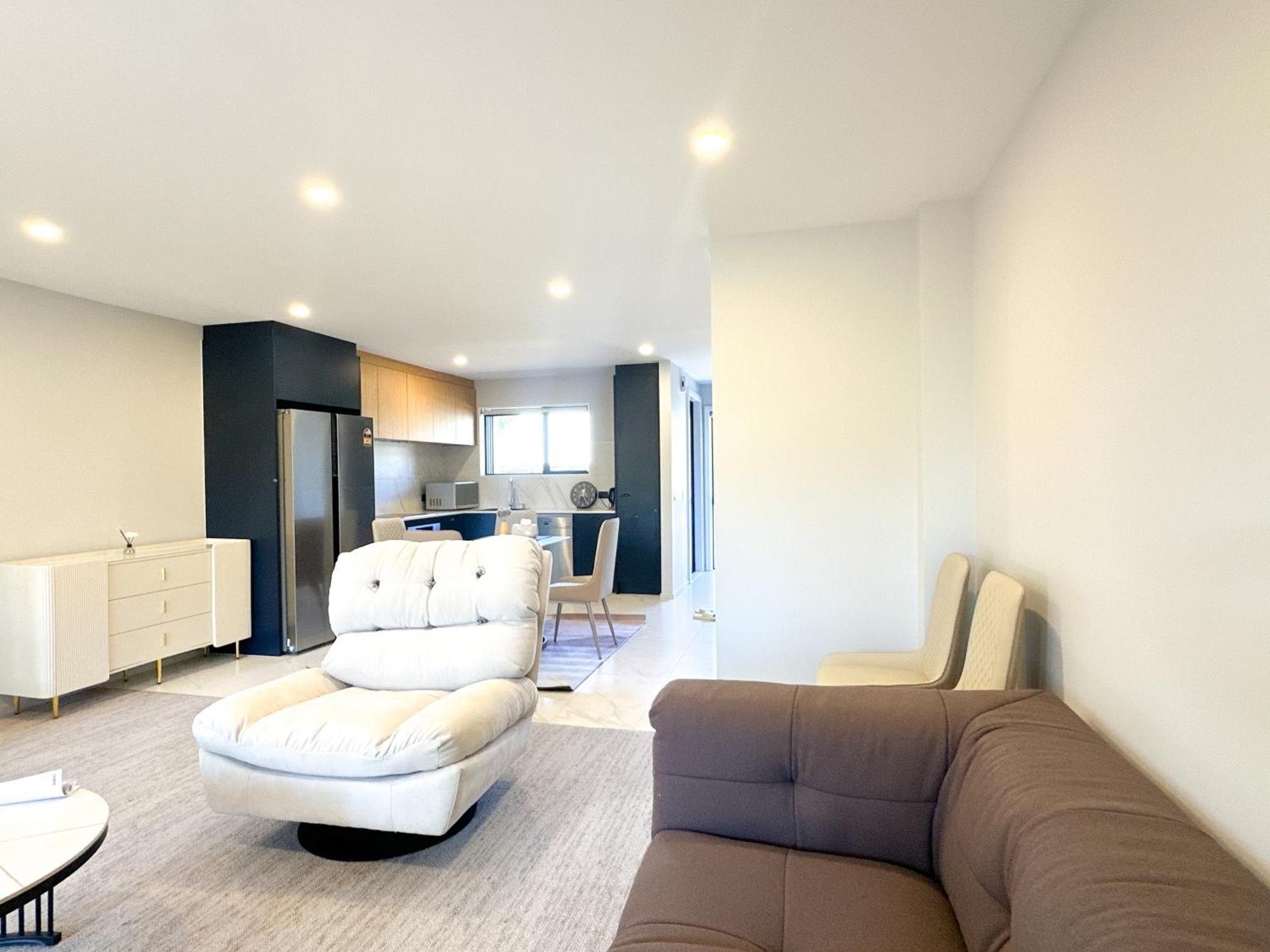 Graceful 3br Beside Uc Holiday home Christchurch