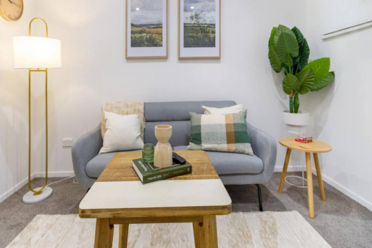10 Salisbury Cosy 2-bed Retreat Christchurch
