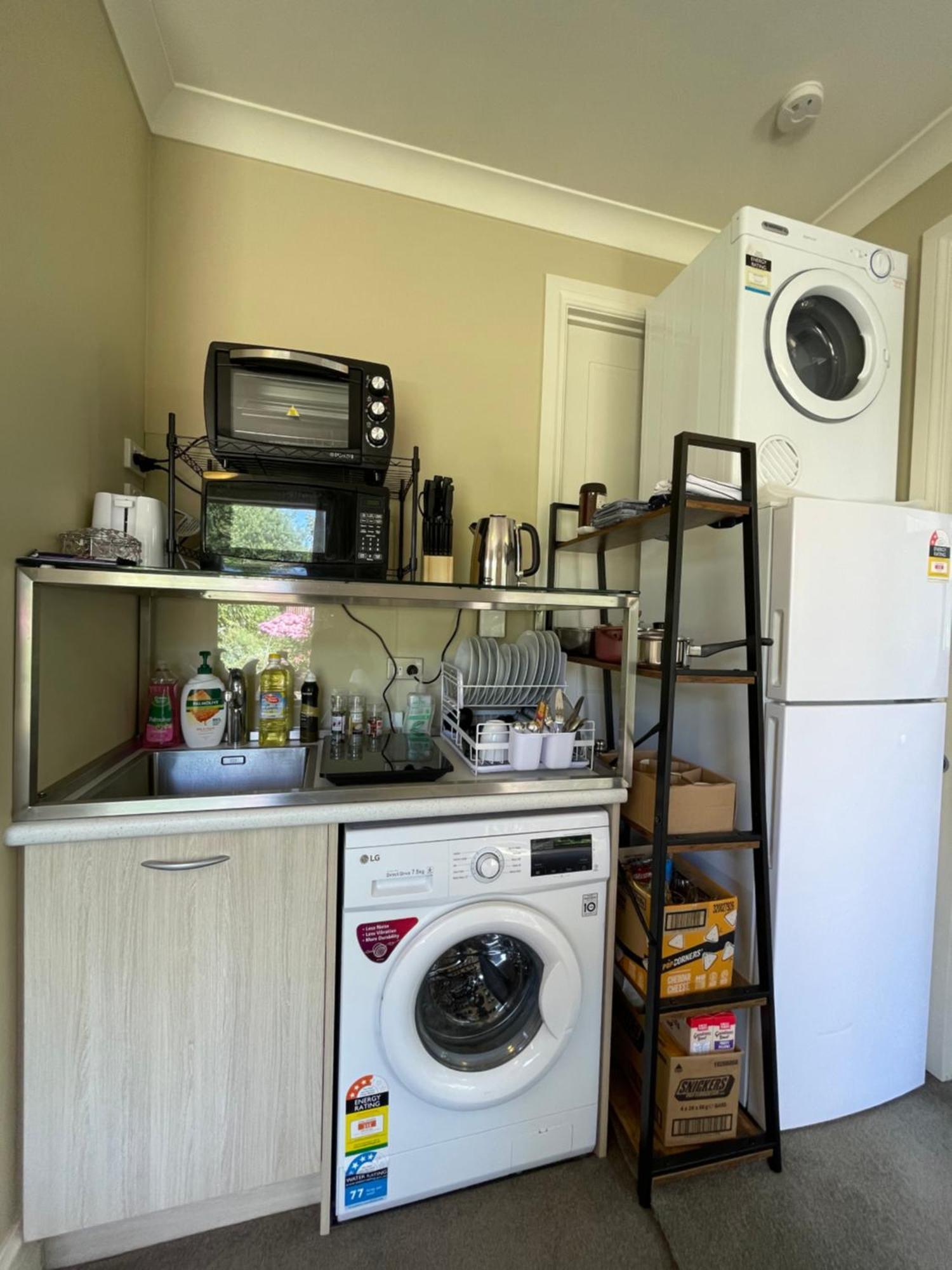 Guest house Quiet And New Cnzhouse With Yard Near River In Cbd *