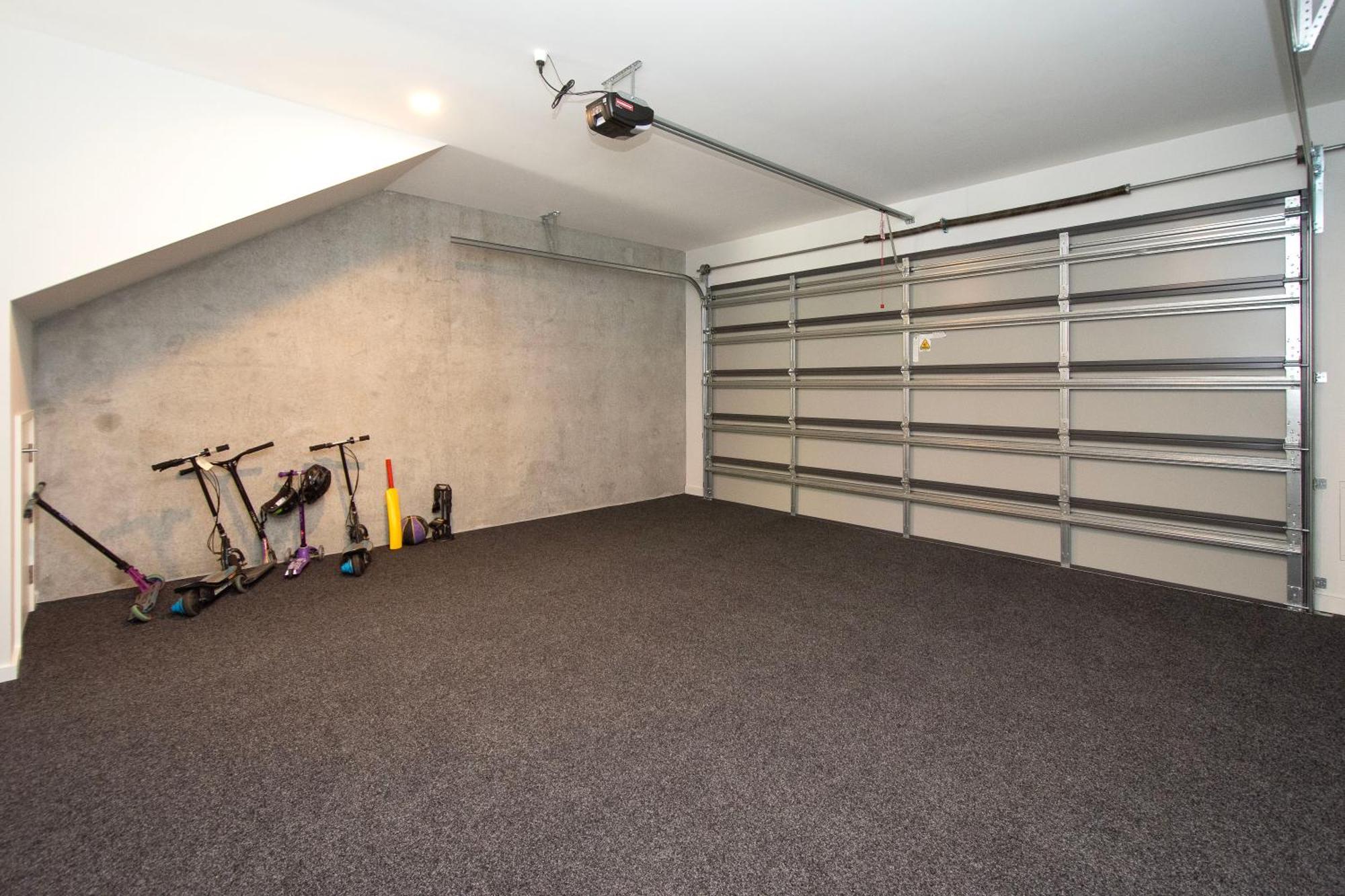 Apartment - 4 Bedroom Gym Membership *