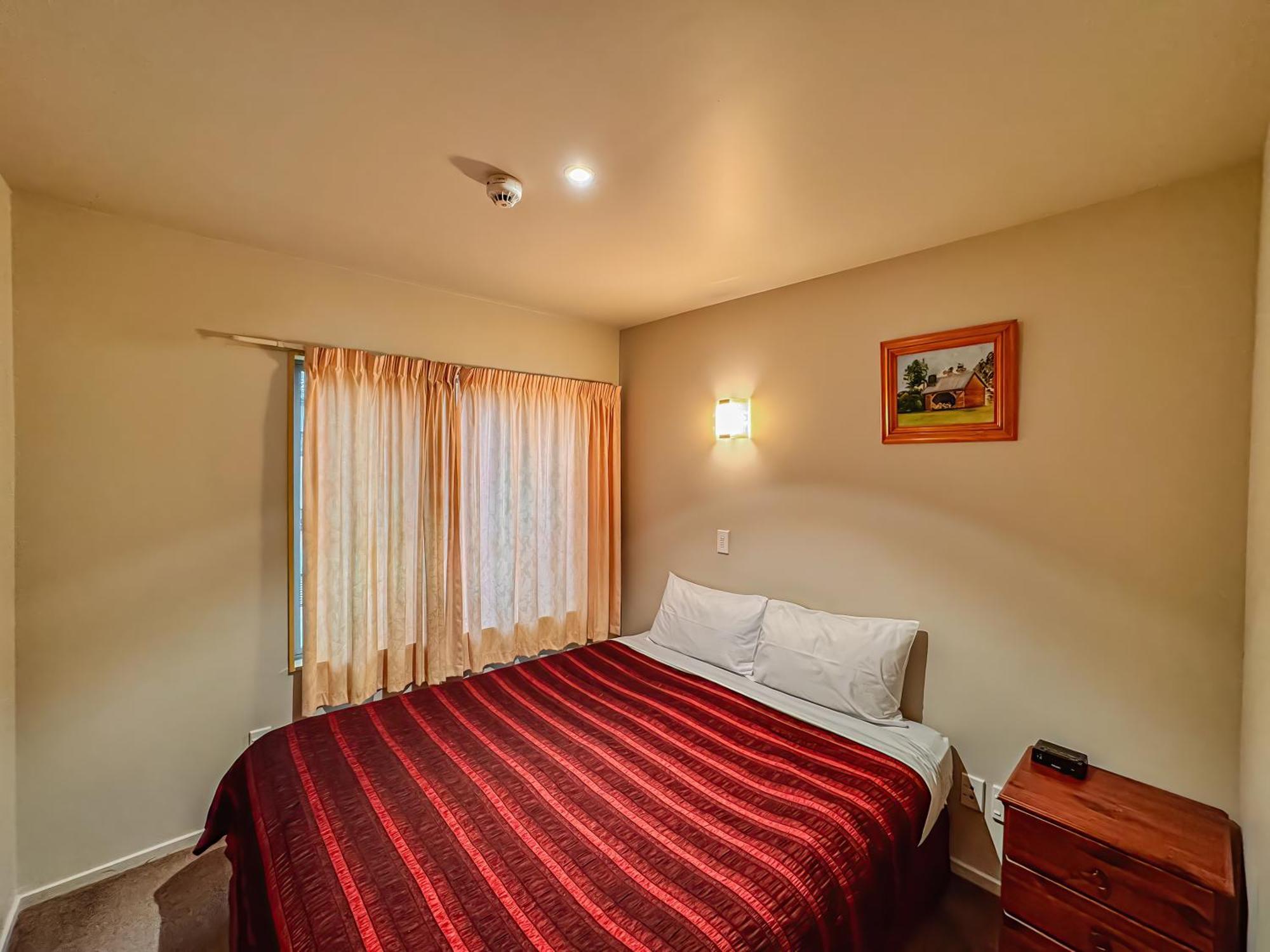 Bealey Avenue Motel 4*