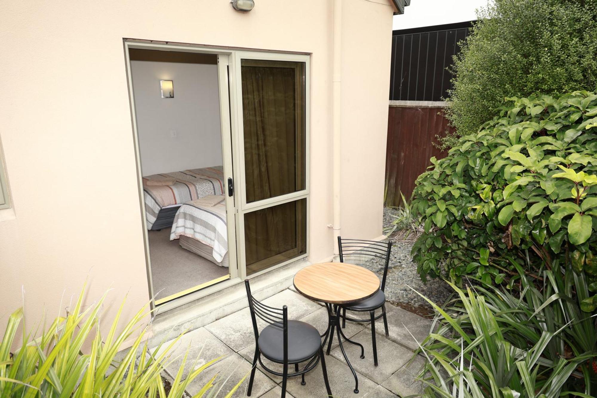 Bealey Avenue Motel 4*