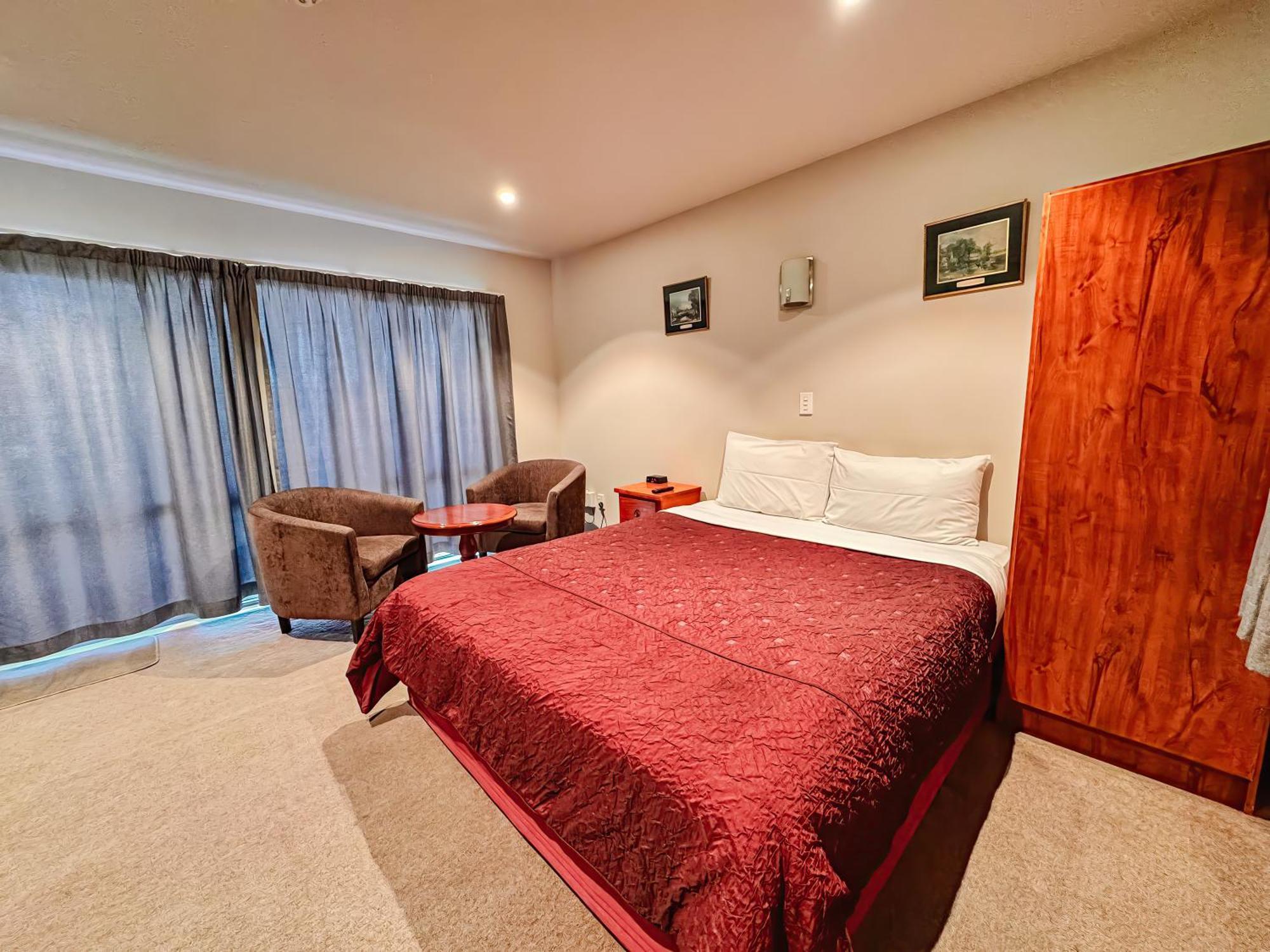 Bealey Avenue Motel