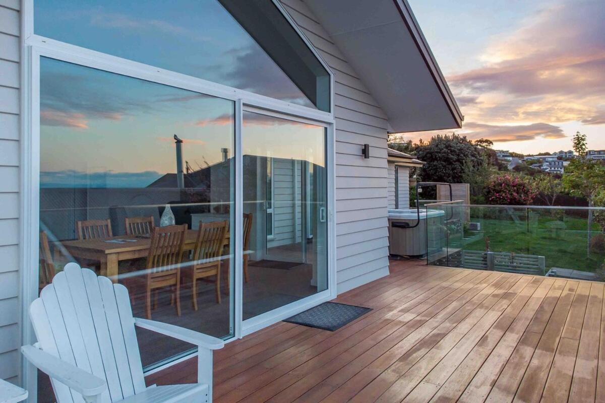 Sea View Paradise With Hot Tub Villa *