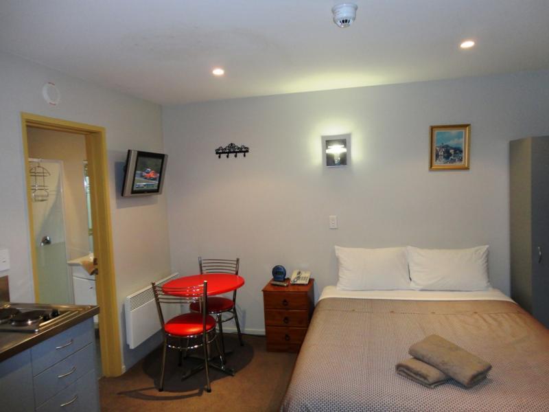 Bealey Avenue Motel