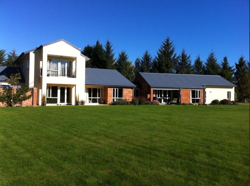 Holiday home The Meadows Christchurch