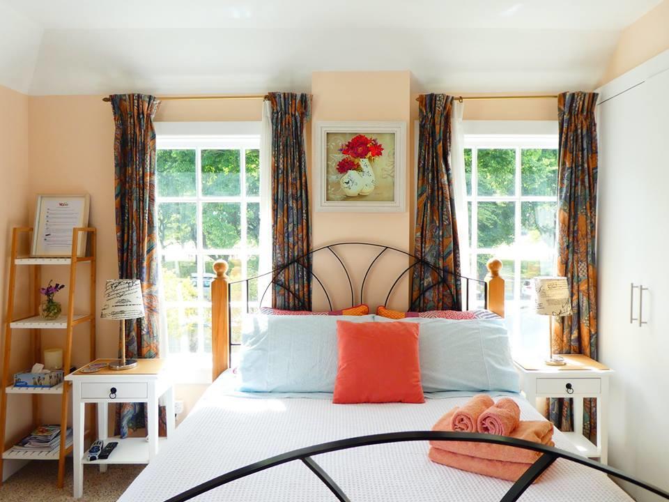 Bed & Breakfast On Hagley Park, Central, A Free Ride To Railway Station 3*