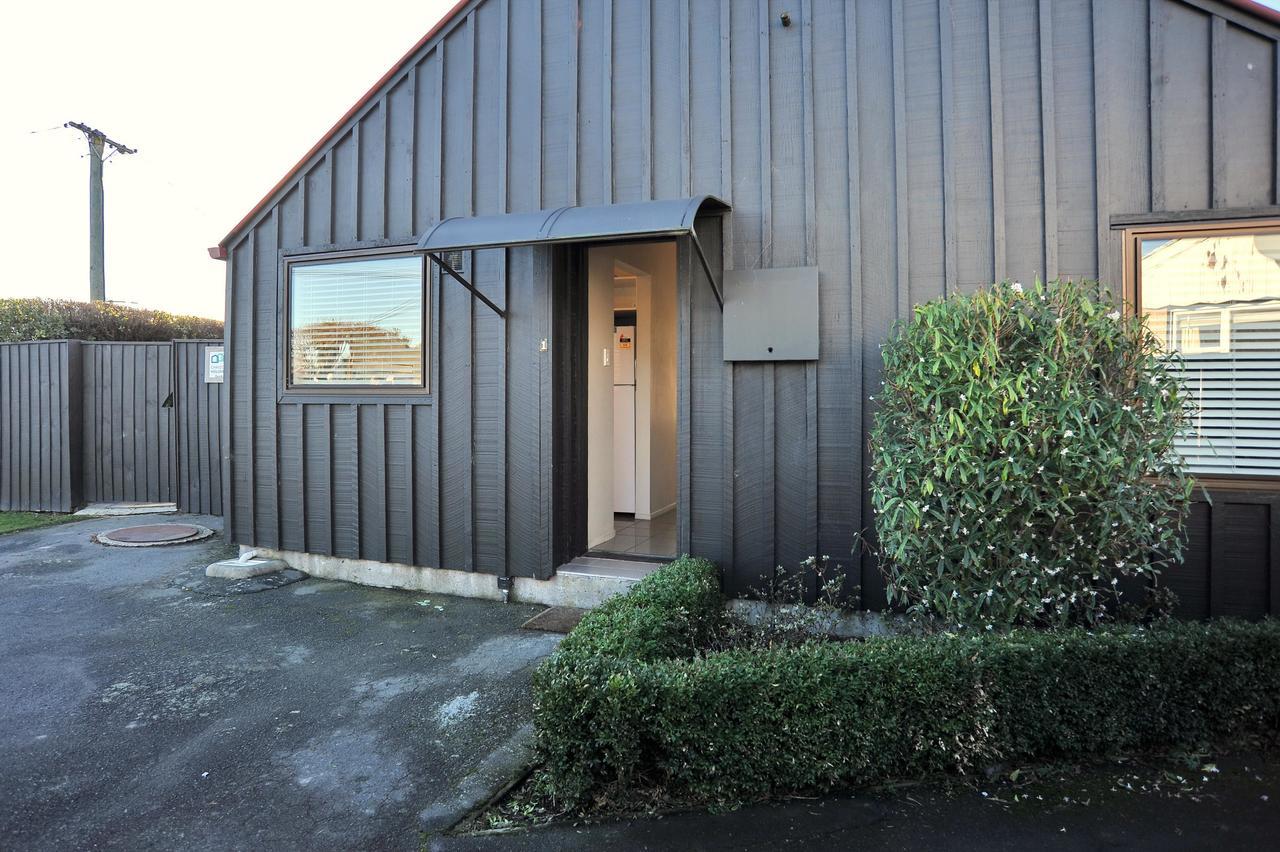 Holiday home Gordon Villa 1 - Christchurch Holiday Homes *