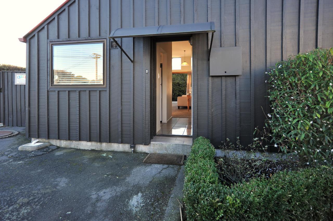 Holiday home Gordon Villa 1 - Christchurch Holiday Homes Christchurch