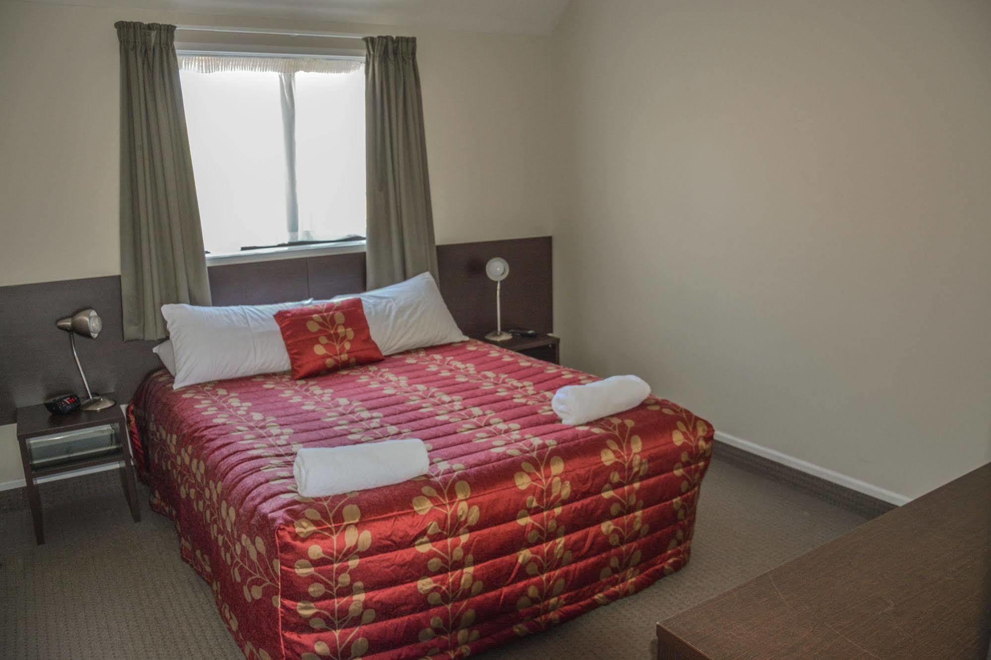 Ashford Motor Motel 4*