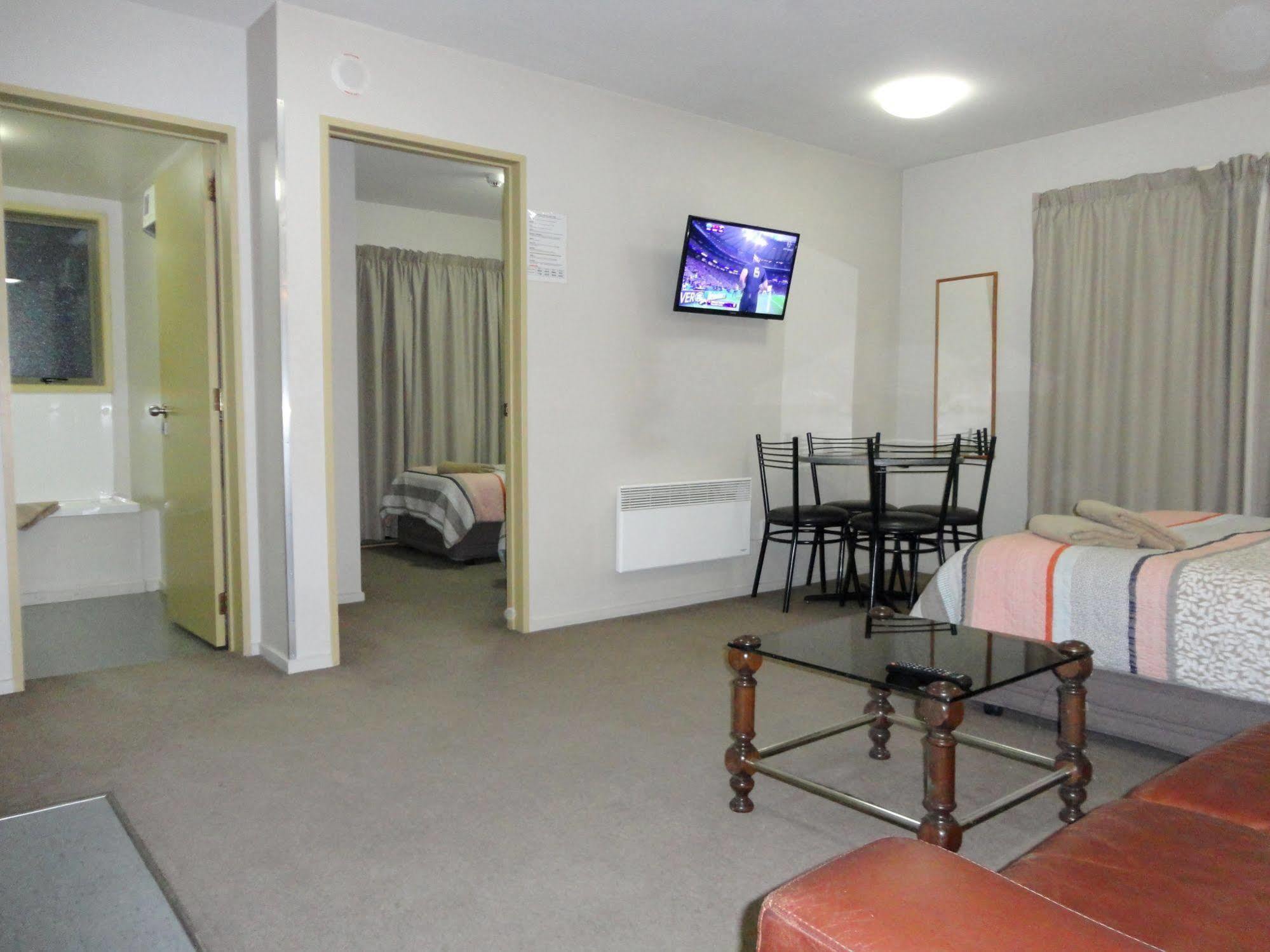 Bealey Avenue Motel