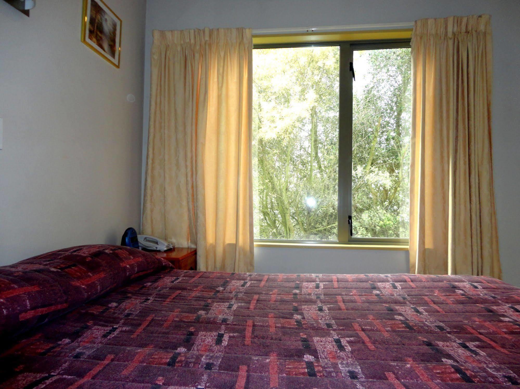 Motel Bealey Avenue