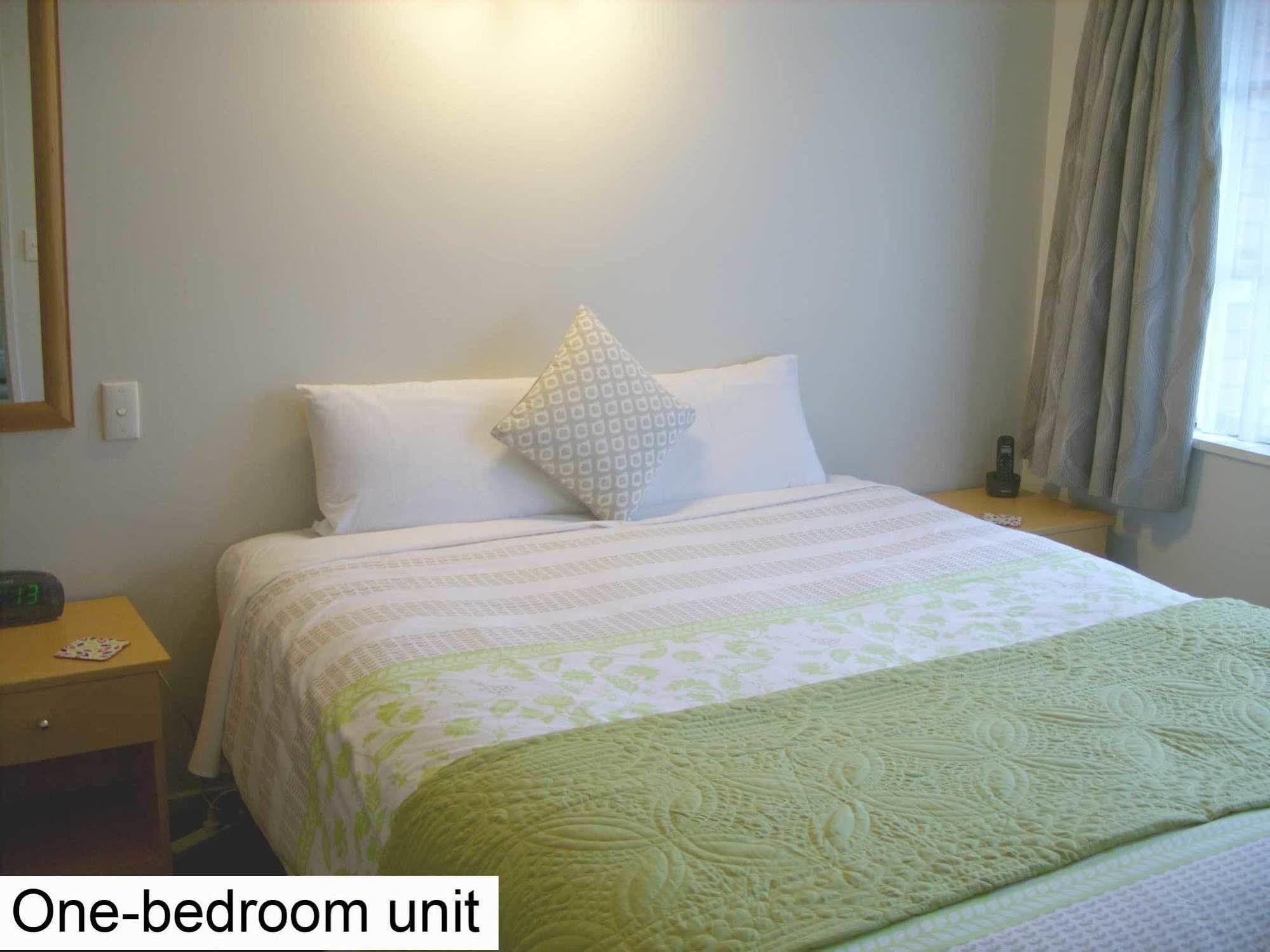 Motel Tudor Court 4*