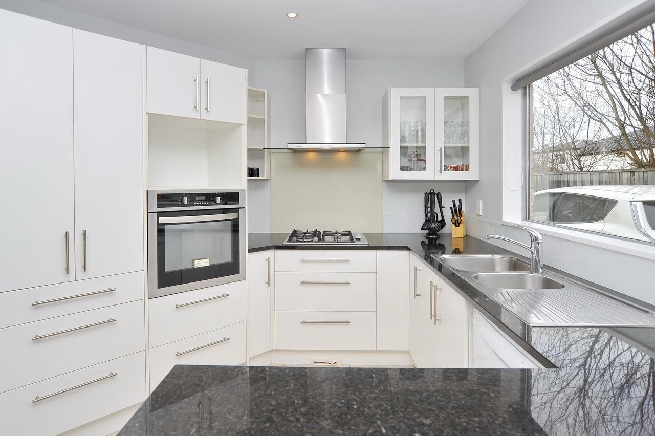Holiday home Regents - Homes