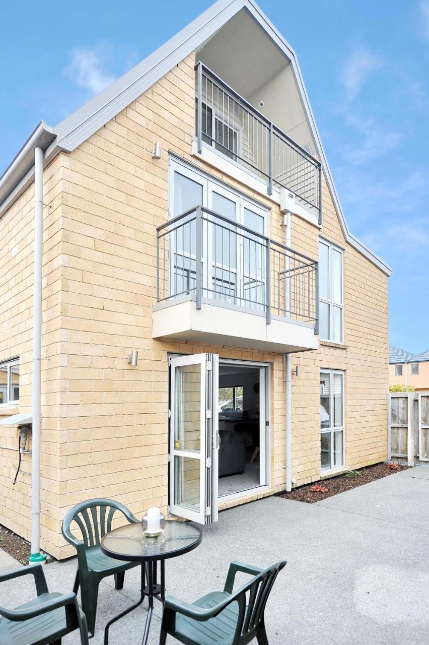 Holiday home Regents - Homes