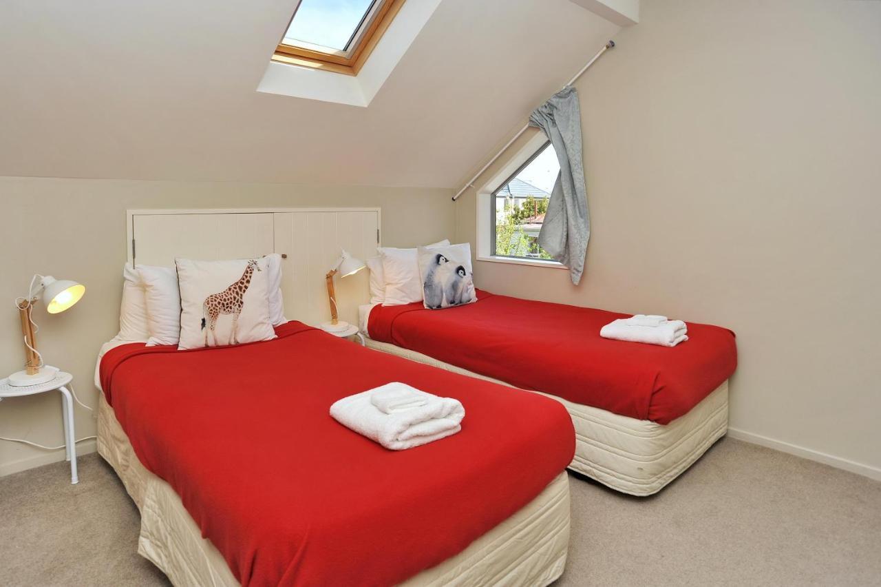 Holiday home Regents - Homes